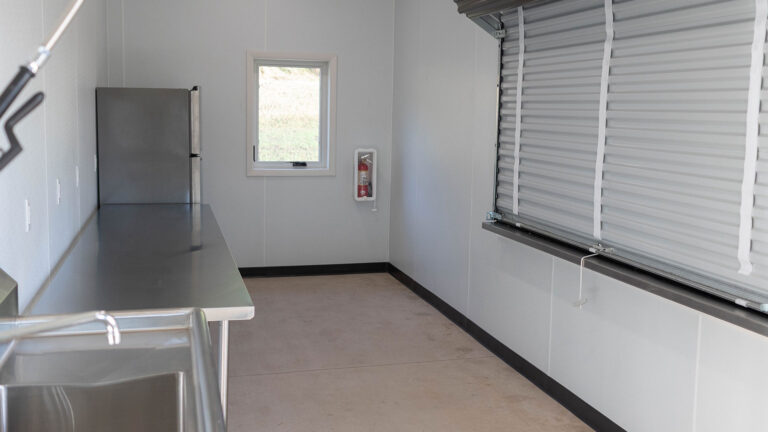 orangecity place Woudstra Family Shelter House 02 1920x1080 1 768x432